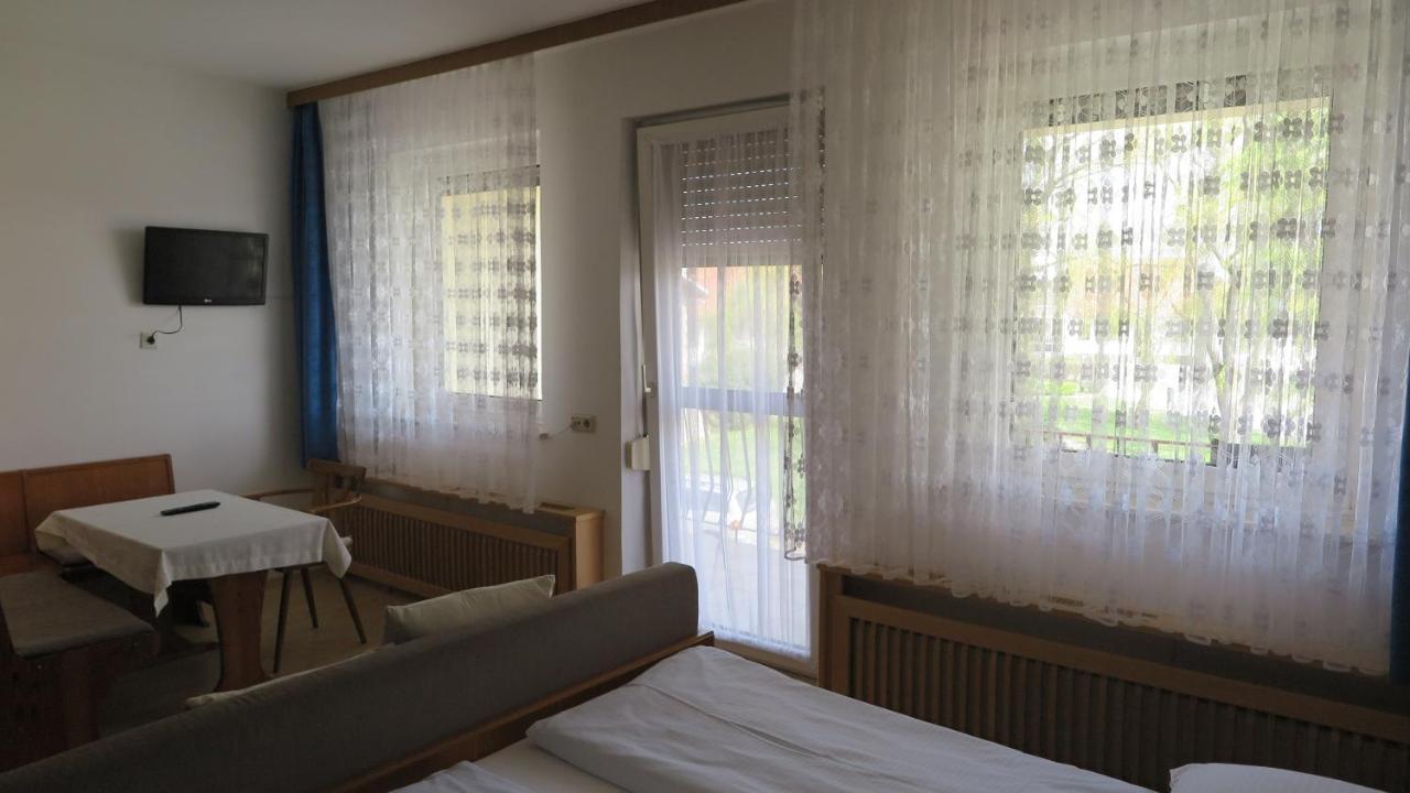 Gaestehaus Andreas Kroiss Illmitz Pokoj fotografie